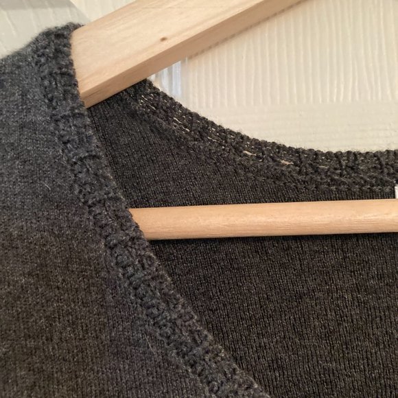 Amuse Society Charcoal Grey Sweater - NWT - Picture 3 of 12